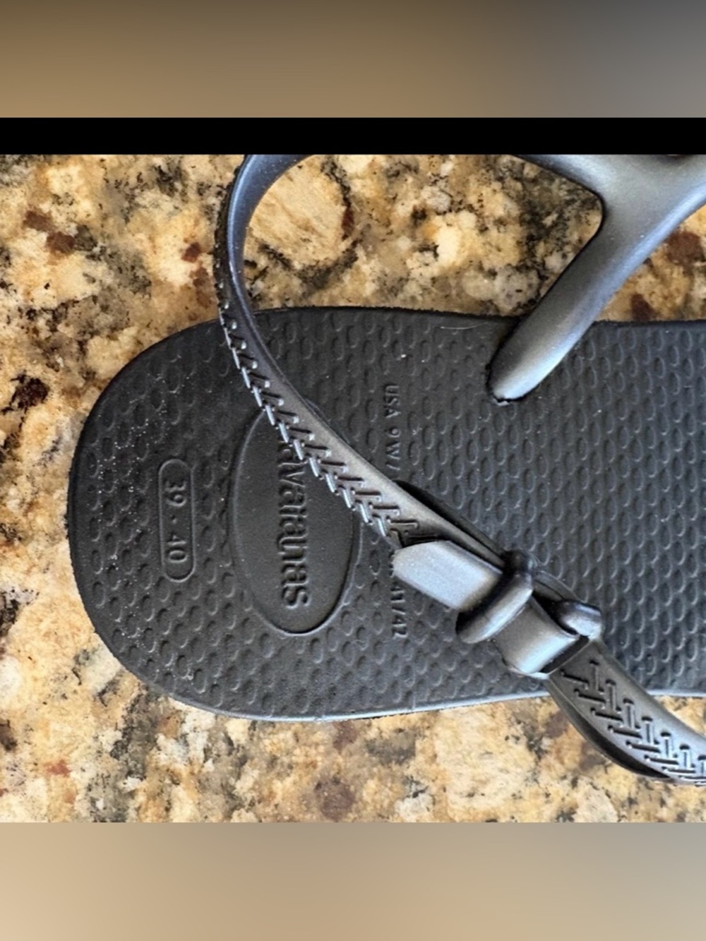 Havaianas Slim Strap Flip Flops in Black - Picture 2 of 3